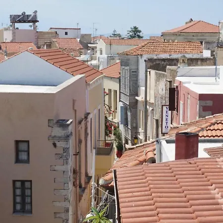 The Downtown Pent - Roof Garden Included شقة