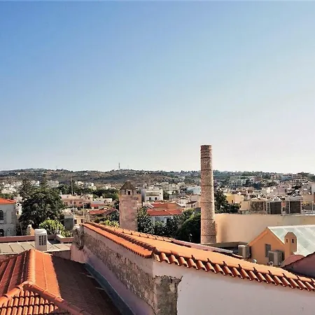 The Downtown Pent - Roof Garden Included شقة